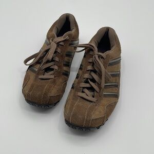 UEC Sketchers size 8 brown suede hiking shoes no box